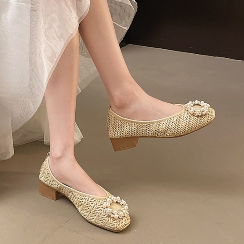 2025年 カワイイ レディース 夏用 フラットシューズ 高 - Women Fashion Trend 2025 のレビューと価格