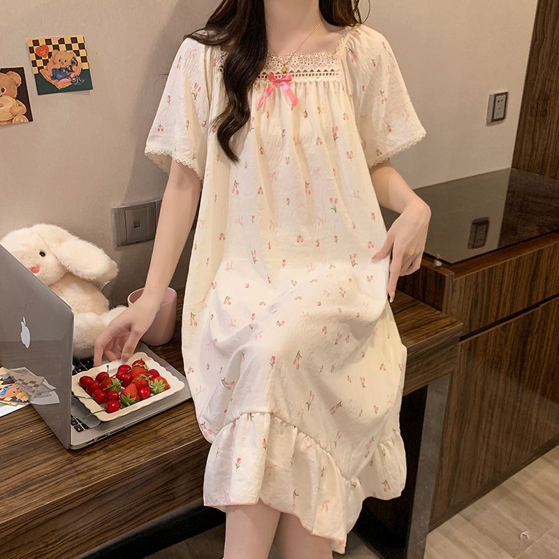 プラスサイズプリンセススタイルナイトガウン夏半袖パジャマドレ - Floral Summer Dress のレビューと価格